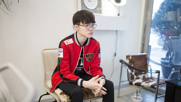 SKT Faker: Hiện giờ tôi đang ở hạng bốn trong số những người đi đường giữa