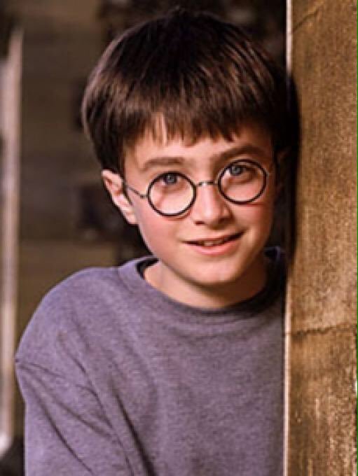 Daniel Radcliffe: “Đến bao giờ mấy người mới thôi gọi tôi là Harry Potter?”
