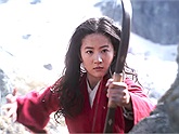 Mulan của Disney phải tiến hành quay lại do phản ứng tiêu cực của khán giả