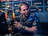 Game thủ CS:GO chuyên nghiệp thử sức với Dota2, nhưng mức rank của anh mới là điều đáng chú ý