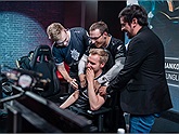 Giữ vững phong độ như G2 Esports: Ăn mừng chiến thắng bằng cách “cà khịa” đội tuyển ở … giải đấu khác