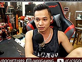 Độ Mixi đăng status thể hiện xự bức xúc vì bị nhiều “trẻ trâu” xúc phạm, làm phiền