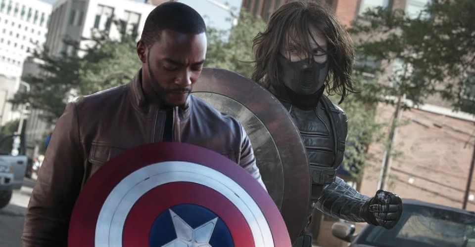 Tại sao Captain America không trao chiếc khiên lại cho bạn thân Bucky ở cuối Endgame?