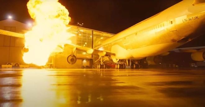 Christopher Nolan cho đâm máy bay thật trong bom tấn Tenet