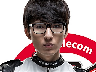 LMHT: Easyhoon cần có một trang phục SKT