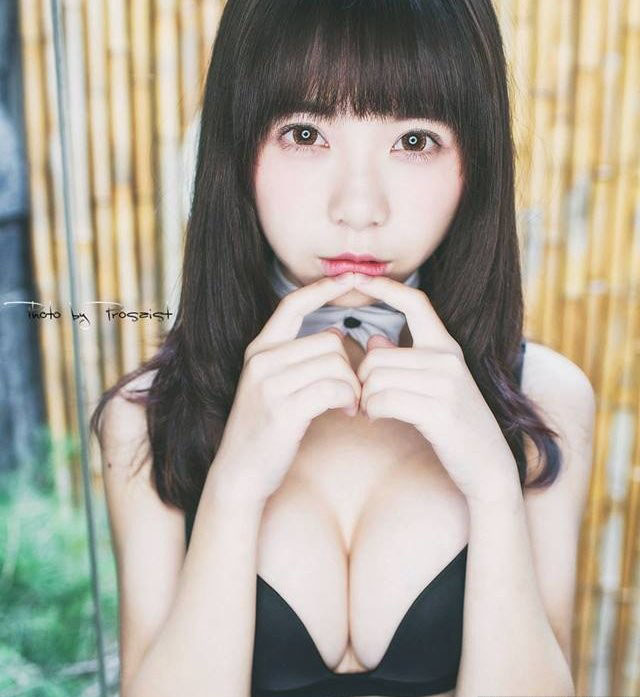 Đứng hình trước hot girl Đài Loan sở hữu thân hình gợi cảm 