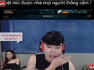 LMHT: Minas chảy nước rãi, nuốt nước bọt ừng ực khi thấy gấu của Scary trên kênh stream