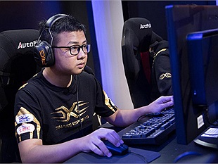 SofM cùng Snake hành nát Vici Gaming của Easyhoon, bước 1 chân tới gần Chung Kết Thế Giới 