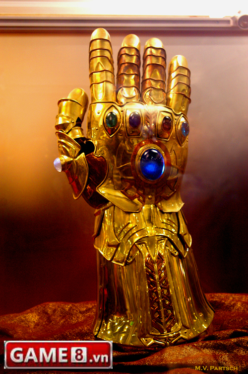 Găng tay v&ocirc; cực trong truyện của Marvel