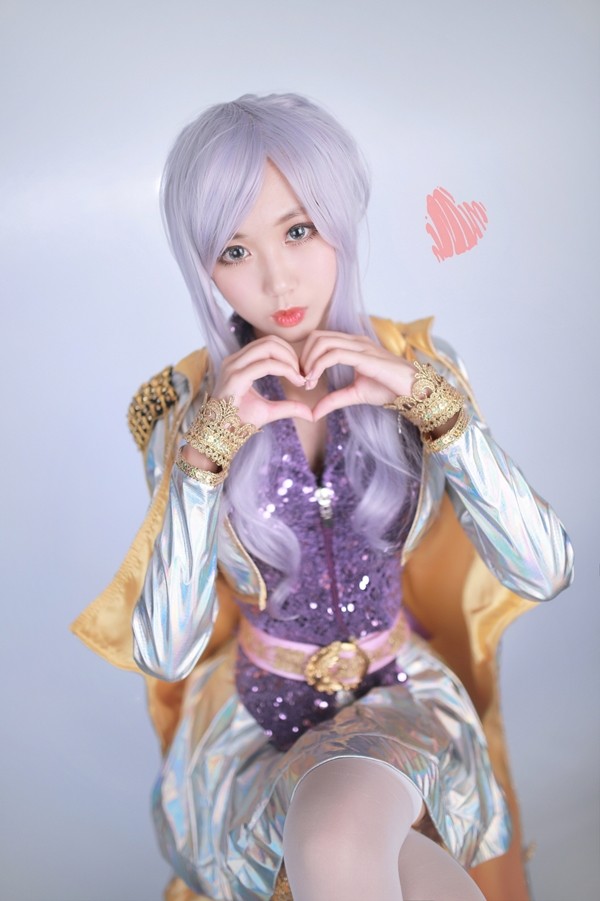 LMHT: Bộ ảnh Cosplay trang phục Ashe Thần Tượng Âm Nhạc xinh đến lạ kỳ