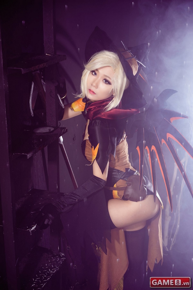 cosplay Witch Mercy