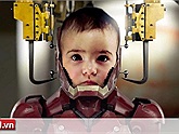 Đừng có đùa với Iron Man phiên bản "sơ sinh" cute lạc lối này nhé