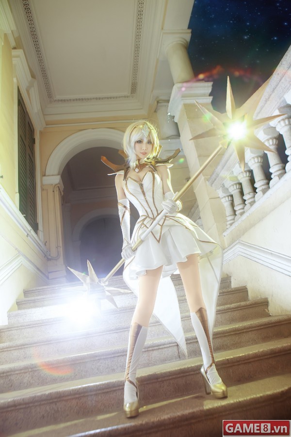 Vẻ đẹp Cosplay trang phục tối hậu Lux Thập Đại Nguyên Tố