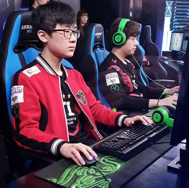 LMHT: Faker thừa nhận trí nhớ kém, nhưng lại đặc biệt nhớ khoảnh khắc solo kill Ambition