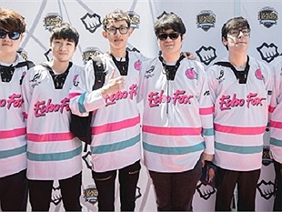 LMHT: Huni cùng Echo Fox chiến thắng áp đảo 3-0 trước CG để cùng 100T và TL tham dự Khu Vực Đại Chiến 2018