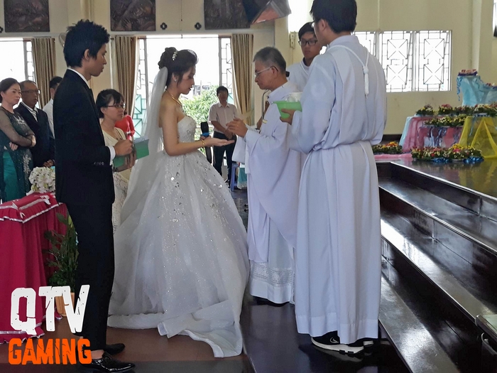 [Cập nhật] Những hình ảnh trong ngày đám cưới của Huyền thoại QTV và Raina