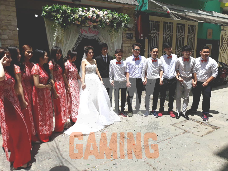 Liên Minh Huyền Thoại: Những hình ảnh trong ngày đám cưới của Huyền thoại QTV và Raina