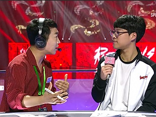 LMHT: Đại thắng 2 trận ngày đầu ra quân tại Rift Rivals, Smeb hé lộ vẫn đang nghiên cứu Aatrox mới