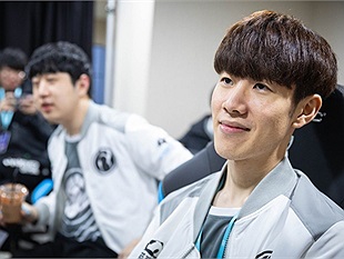 IG The Shy trả lời phỏng vấn tại CKTG 2019: "Đạo Chích thật sự là một viên ngọc tốt”
