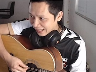 LMHT: Thầy giáo Ba và phút ngẫu hứng để đời "hay" quên bản gốc