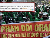 Tài xế Grab tuyên bố không phản đối hãng tăng cước, nhắn nhủ giới trẻ đừng phó mặc kiểu "thất nghiệp thì chạy Grab lo gì"