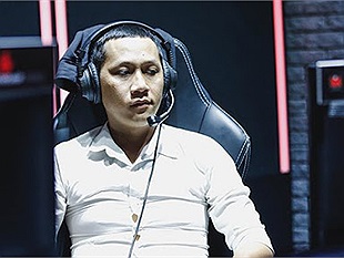 Fan Sena công kích Minas chỉ vì anh đăng status đòi nợ Sena, Thầy Giáo Ba bức xúc lên tiếng về thằng em Sena.