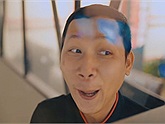 Vượt qua nhiều streamer đình đám, thầy giáo Ba lọt top 10 người nổi tiếng có ảnh hưởng nhất Việt Nam trên Youtube