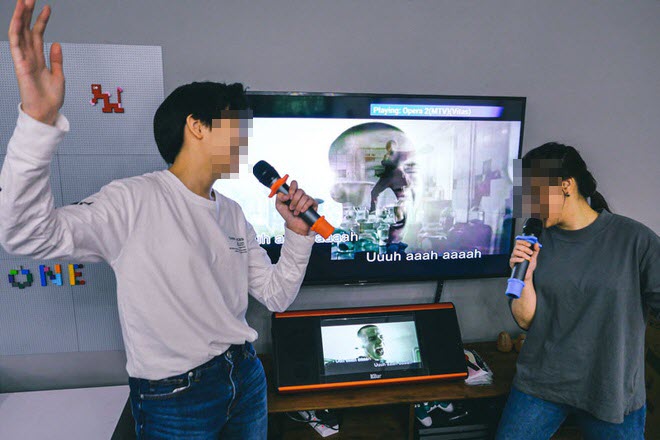 2 nữ nhân viên karaoke mắc Covid-19 hát ở nhiều quán, phong tỏa cả xã để chống dịch