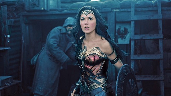 Minh tinh Wonder Woman tiết lộ từng bị đạo diễn 