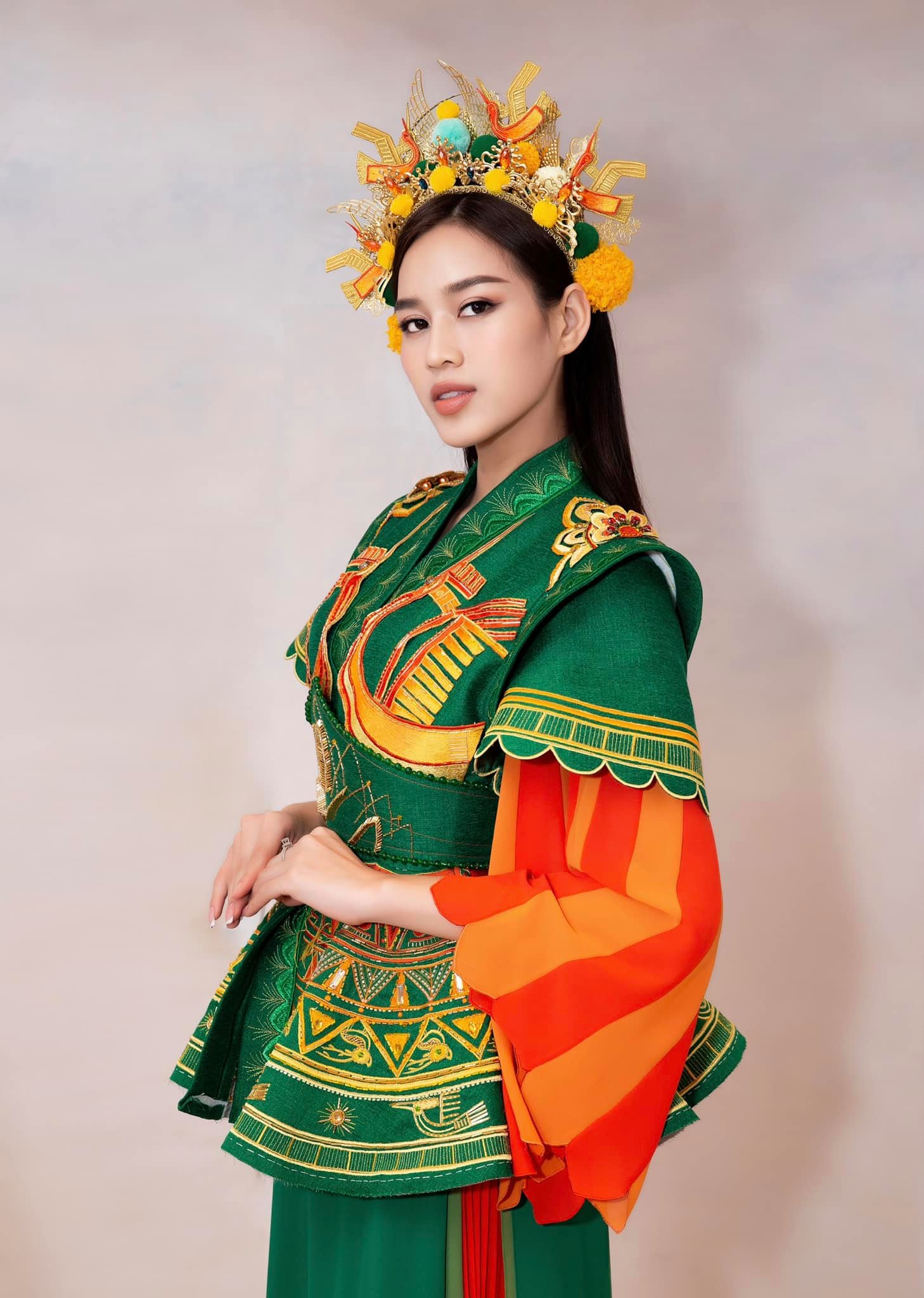 Đỗ Thị Hà khiến fan khó hiểu vì màn nhảy múa trong trang phục dân tộc tại Miss World