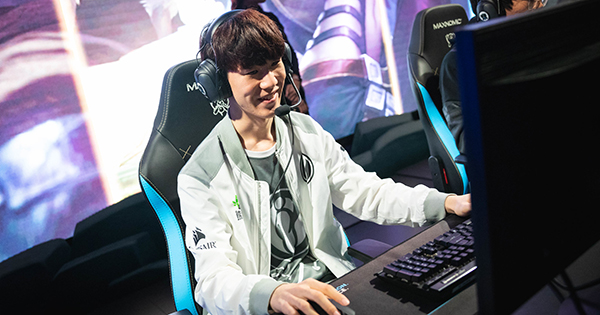 TheShy đã chính thức chia tay Invictus Gaming