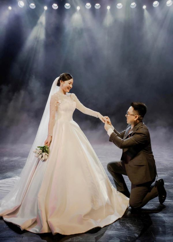 Nữ MC Liên Quân xinh đẹp Phương Thảo tung bộ ảnh cưới đẹp lung linh, rạng rỡ