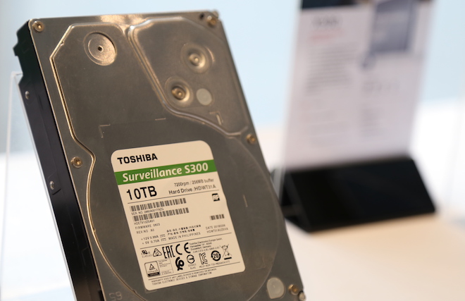 Chiếc ổ cứng HDD sẽ có dung lượng tối đa vượt mức 30TB chuẩn bị được Toshiba cho ra mắt