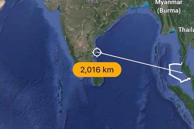 Chàng trai Việt chèo thuyền vượt 2000km sang Ấn Độ thăm vợ khiến cư dân mạng quốc tế cảm phục