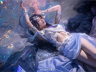 Cùng chiêm ngưỡng bộ ảnh cosplay Hải Nguyệt trong Vương Giả Vinh Diệu