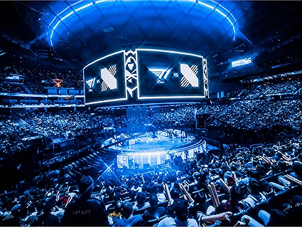 Nghịch lý eSports 2025: Tại sao "tiền tấn" không còn mua được khán giả?