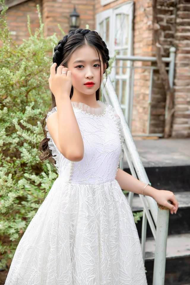 So kè style ăn mặc của 2 sao nhí đình đám: Thanh Mỹ chuẩn nàng thơ - Phong  cách sao - Việt Giải Trí