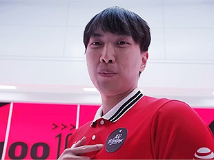 Lần đầu tiên trong đời, Doublelift công nhận “fan ruột” đang là xạ thủ hay nhất LCS