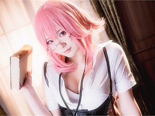 Ngắm nhìn bộ ảnh cosplay cực kỳ sexy, quyến rũ của cô nàng Yuki