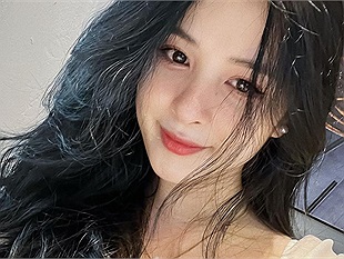 Hot girl Thảo Nari đúng chuẩn “gái một con trông mòn con mắt”