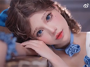 Ngắm nhìn bộ ảnh cosplay cực kỳ sexy, quyến rũ của cô nàng Kouno Hana