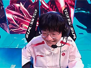 Cựu vô địch CKTG lập Pentakill với vị tướng khán giả không thể ngờ tới tại LPL