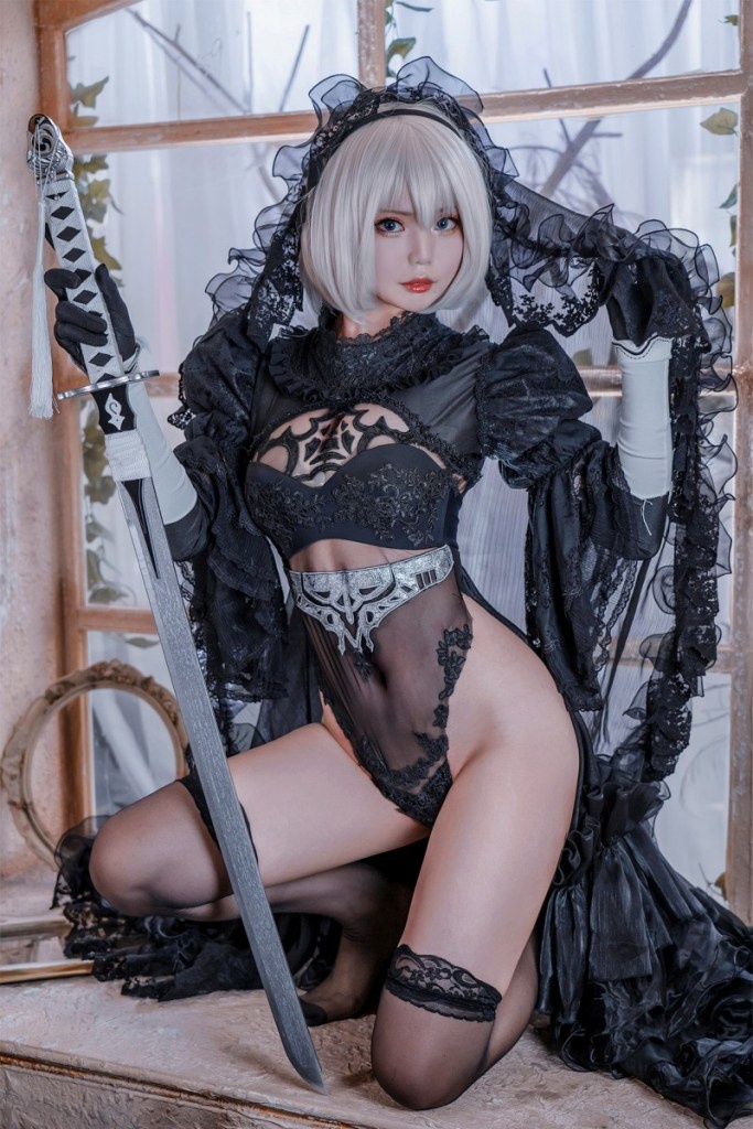 Ngắm nhìn bộ ảnh cosplay cực kỳ sexy, quyến rũ của nữ hot girl Trung Quốc 2