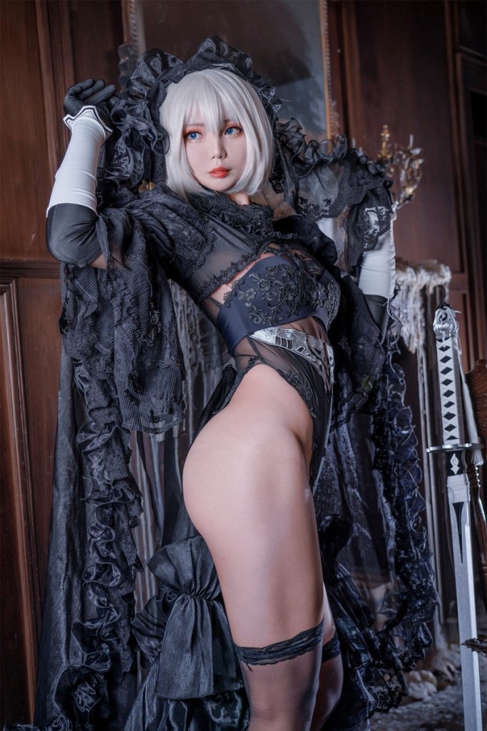 quốc - Ngắm nhìn bộ ảnh cosplay cực kỳ sexy, quyến rũ của nữ hot girl Trung Quốc G1