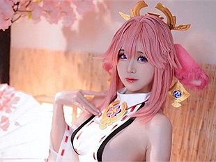 Ngắm nhìn bộ ảnh cosplay cực kỳ sexy, quyến rũ của nữ hot girl Trung Quốc