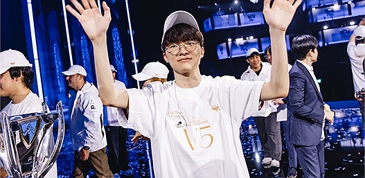 Faker và T1: Huyền thoại bất tử và đỉnh cao của Esports