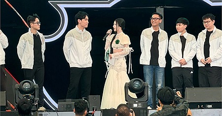 Bùng nổ ngày đầu tiên với giải Tứ Hùng siêu vui tại lễ hội eSports VPBank!