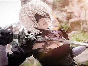 Chiêm ngưỡng cosplay phiên bản đời thực đẹp đến ngỡ ngàng của Nier: Automata 