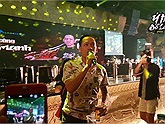 Ca sĩ Duy Mạnh "quẩy" tưng bừng trong buổi Offline sinh nhật game Ỷ Thiên 3D