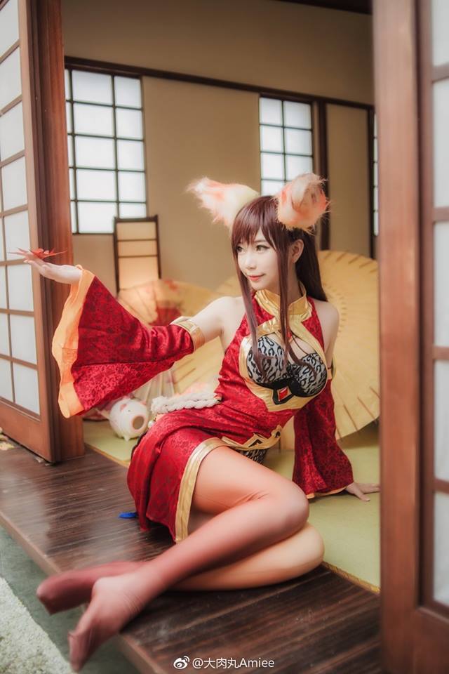 Chiêm ngưỡng vẻ đẹp hút hồn từ cosplay Hồ Ly Đát Kỷ trong Vương Giả Vinh Diệu ngay từ cái nhìn đầu tiên